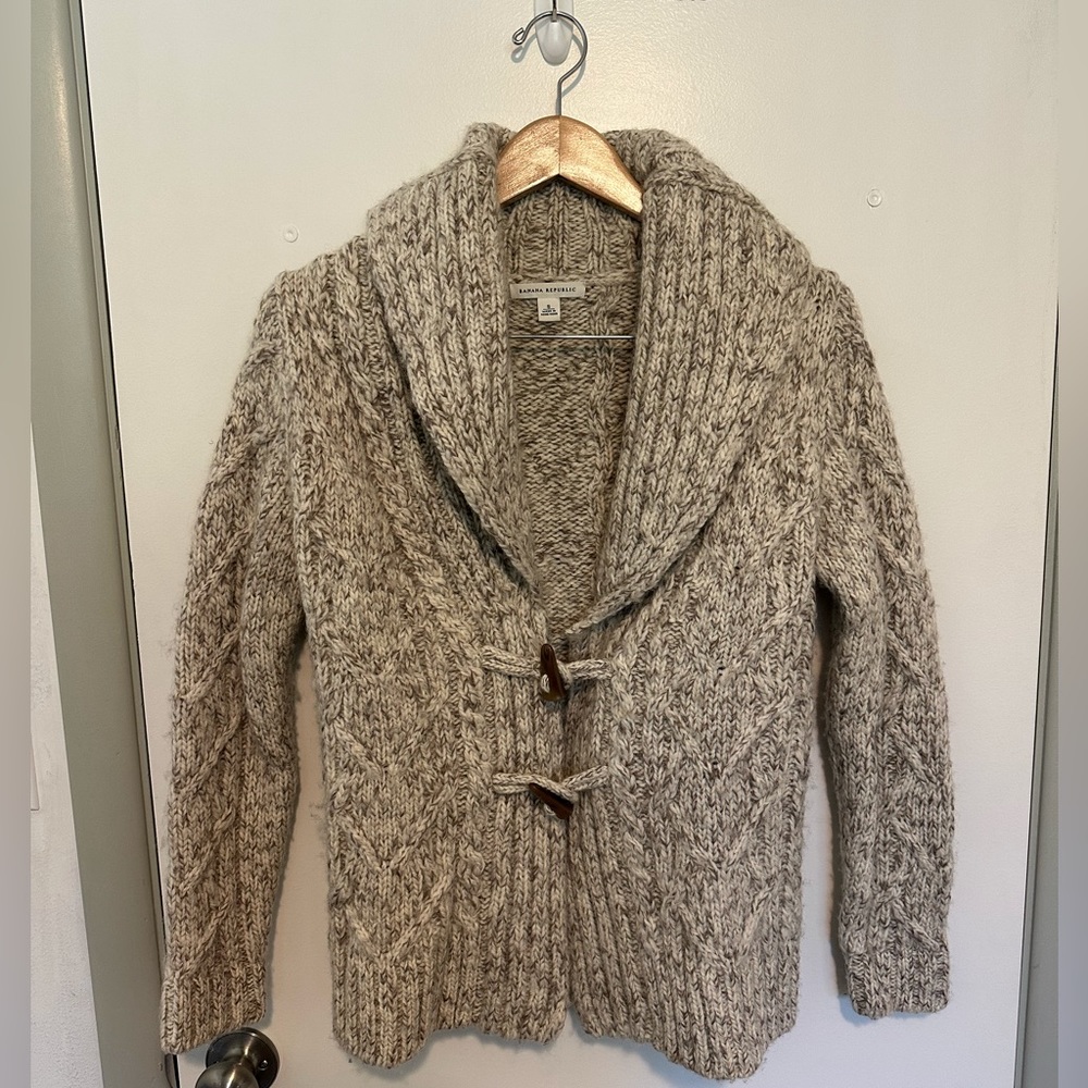 Comfortable Sweaters For Fall - image 1